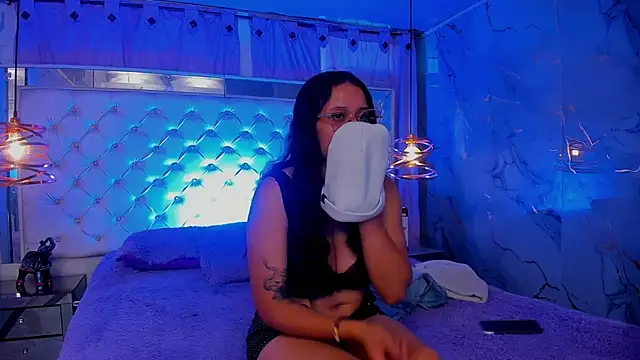 Tifanny-Val online show from July 22, 12:52 pm