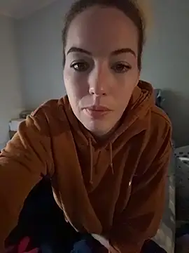 Snapshot of milfymorgan chatting on July 1, 4:07 pm milfymorgan online show from July 1, 4:07 pm
