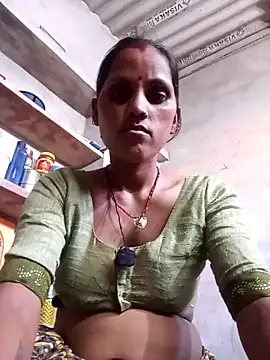 Snapshot of Cut_shiri34 chatting on June 24, 12:15 pm Cut shiri34 online show from June 24, 12:15 pm