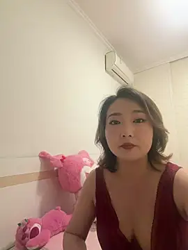 Snapshot of Sunnyday__521 chatting on June 13, 2:37 pm Sunnyday 521 online show from June 13, 2:37 pm