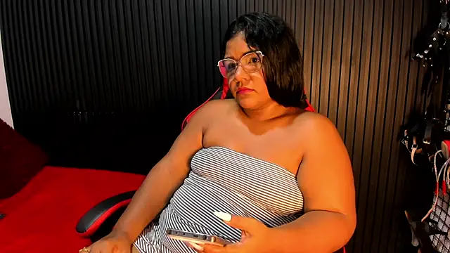 Snapshot of Mommy_Big_Ass chatting on August 7, 1:57 pm Mommy Big Ass online show from August 7, 1:57 pm