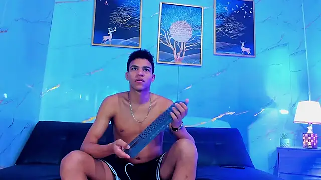 Kleyn black online show from July 23, 10:46 am