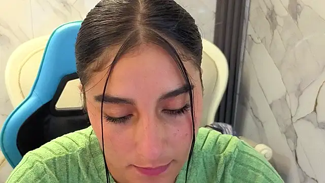 Snapshot of nyx_kitty_a chatting on July 6, 3:03 pm nyx kitty a online show from July 6, 3:03 pm
