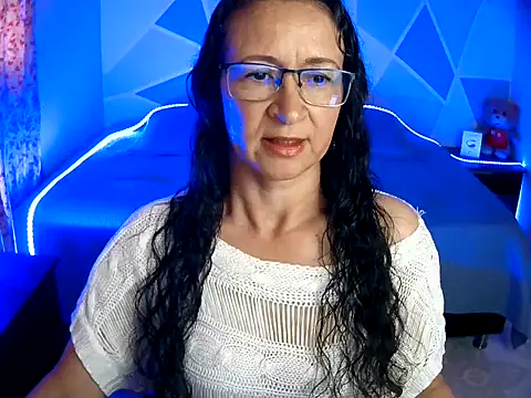 Ana Flakita online show from July 18, 9:18 pm