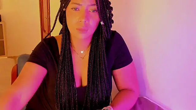 NicolePasqualott online show from October 22, 7:35 pm