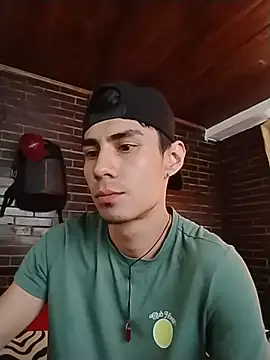 Snapshot of MateoCollins2026 chatting on July 31, 3:11 pm MateoCollins2026 online show from July 31, 3:11 pm