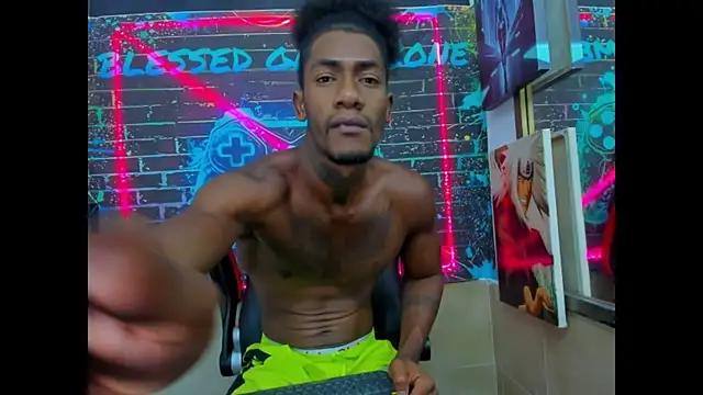 yulian23  online show from June 22, 3:20 pm