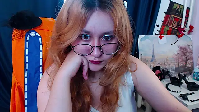 Snapshot of Judith_hypnosiss chatting on July 4, 5:13 am Judith hypnosiss online show from July 4, 5:13 am