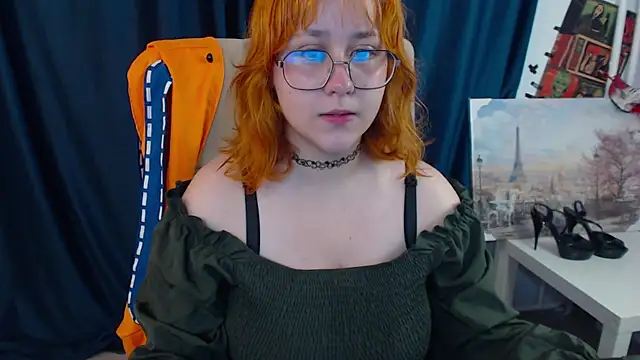 Snapshot of Judith_hypnosiss chatting on August 1, 5:18 am Judith hypnosiss online show from August 1, 5:18 am