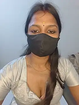 YALINITWO7 TAMIL online show from July 18, 7:17 pm