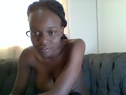 Snapshot of Sexylov25 chatting on June 23, 8:12 am Sexylov25 online show from June 23, 8:12 am