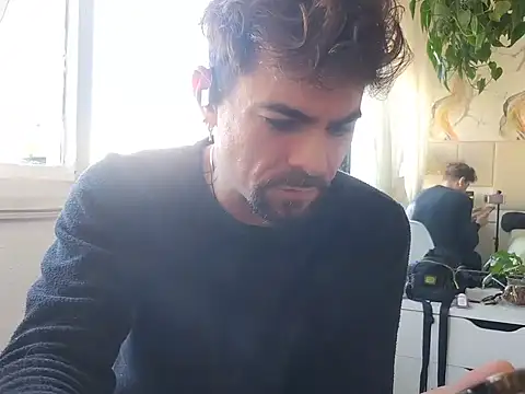 Snapshot of EnricoNetto chatting on July 16, 2:01 pm EnricoNetto online show from July 16, 2:01 pm
