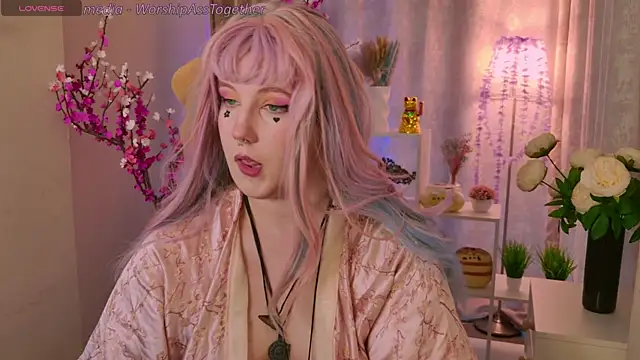 Candy-yeah online show from August 7, 1:07 am
