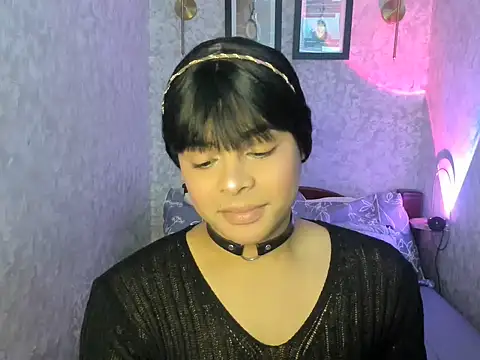 emily rosue  online show from July 18, 1:54 am