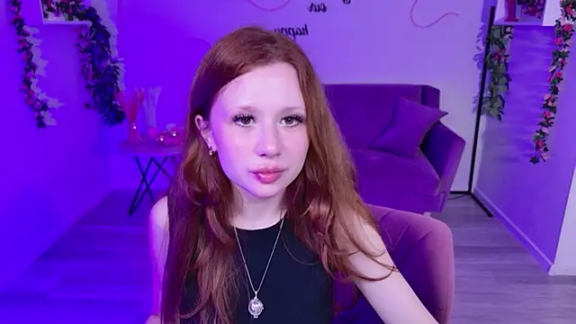 Snapshot of AuroraBabyDoll chatting on June 25, 5:07 am AuroraBabyDoll online show from June 25, 5:07 am