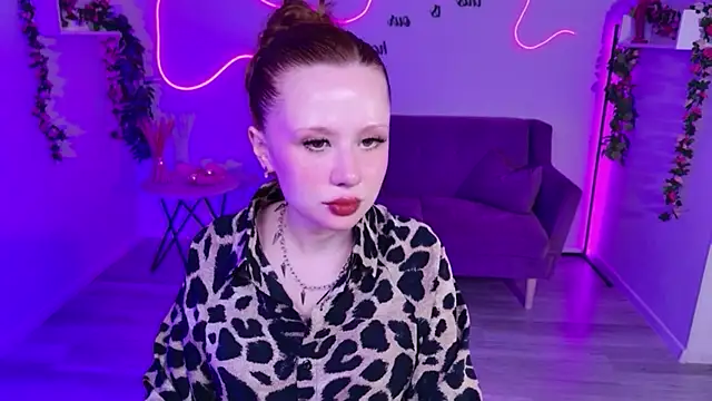 Snapshot of AuroraBabyDoll chatting on June 26, 6:18 am AuroraBabyDoll online show from June 26, 6:18 am