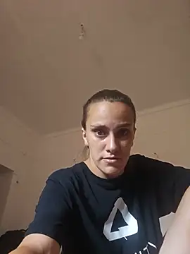Snapshot of Costymanea chatting on July 3, 6:36 pm Costymanea online show from July 3, 6:36 pm