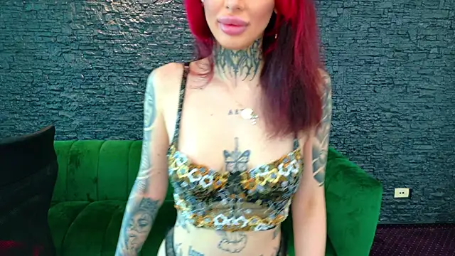 CassyFoxyy online show from July 19, 4:38 am