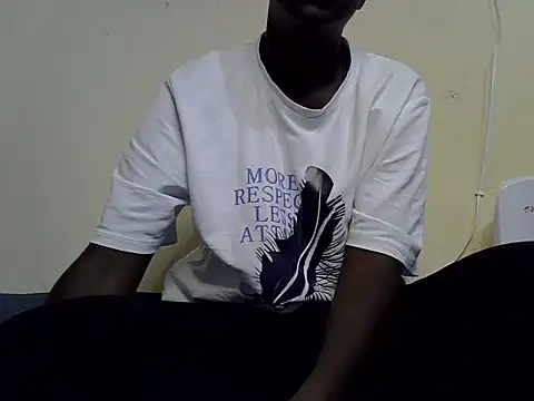Snapshot of African_petite_godess chatting on June 16, 3:58 pm African petite godess online show from June 16, 3:58 pm