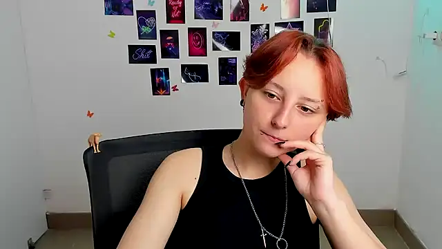Snapshot of Dilara_Kiss_ chatting on June 30, 5:19 am Dilara Kiss online show from June 30, 5:19 am