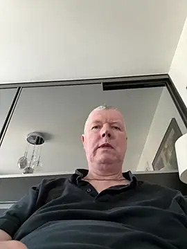 cumboy online show from March 18, 11:19 am