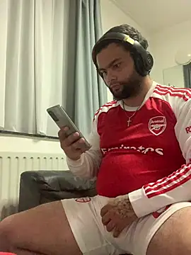 KeanuIsCrimi online show from July 7, 9:52 pm