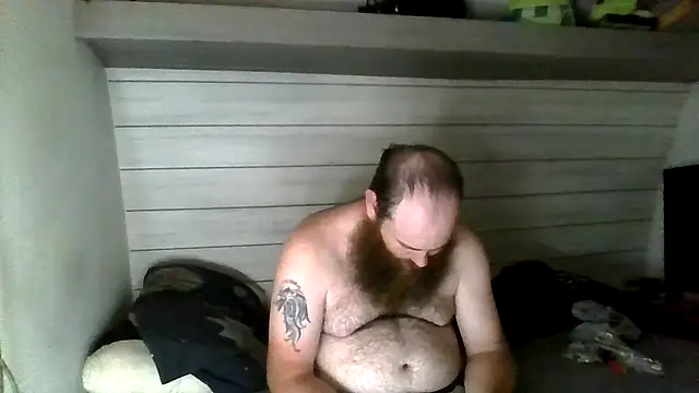 Snapshot of ThisGuy42o chatting on July 21, 9:50 pm ThisGuy42o online show from July 21, 9:50 pm