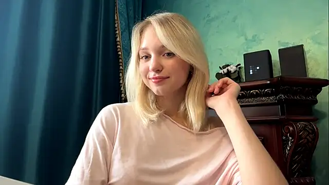 EveryoneEve online show from July 14, 10:21 am
