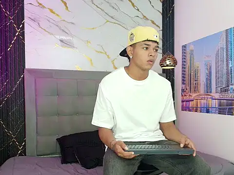 Snapshot of nova_mitchell7 chatting on July 5, 12:23 pm nova mitchell7 online show from July 5, 12:23 pm