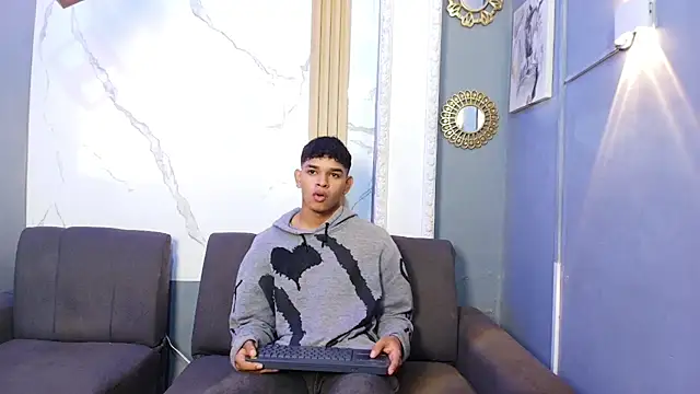 Snapshot of nova_mitchell7 chatting on July 24, 12:47 pm nova mitchell7 online show from July 24, 12:47 pm