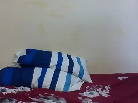 Snapshot of Lovergirlcute chatting on August 1, 11:31 am Lovergirlcute online show from August 1, 11:31 am