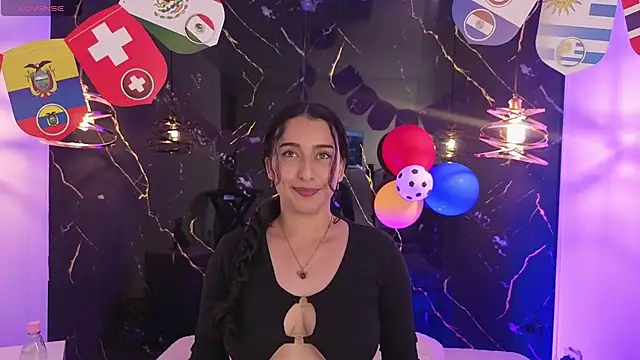 Snapshot of ZoeBlissX chatting on July 10, 11:35 am ZoeBlissX online show from July 10, 11:35 am