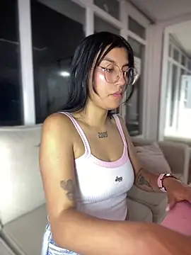 Snapshot of GabyLopez_Pink chatting on June 24, 3:16 am GabyLopez Pink online show from June 24, 3:16 am