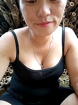 chychy113 online show from June 25, 7:13 am