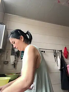 suyabb online show from July 18, 1:54 am