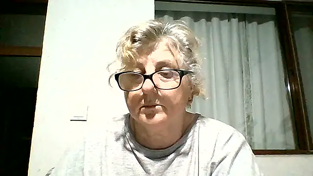 Snapshot of NoraMelow chatting on August 3, 6:55 pm NoraMelow online show from August 3, 6:55 pm