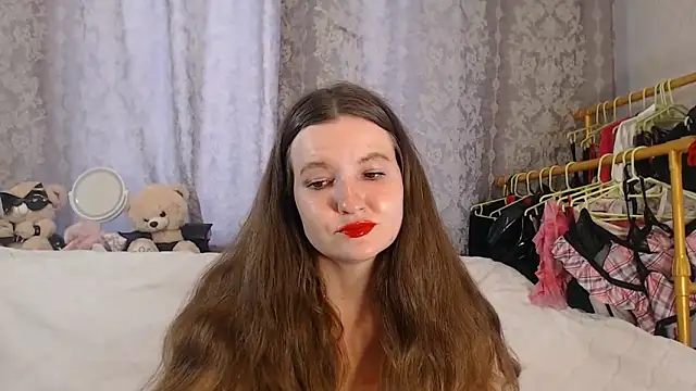 Snapshot of ChloeBrooklyn chatting on July 1, 12:07 pm ChloeBrooklyn online show from July 1, 12:07 pm