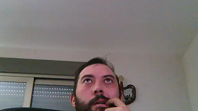 Snapshot of SirFrankonde chatting on June 21, 3:03 pm SirFrankonde online show from June 21, 3:03 pm
