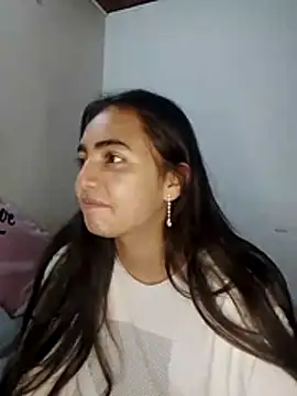 Snapshot of Julia_valentina chatting on July 25, 4:21 am Julia valentina online show from July 25, 4:21 am