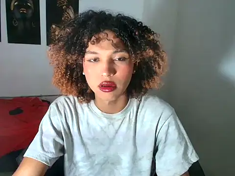 Elianisbigcock online show from June 26, 4:06 am