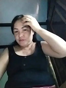 Snapshot of Naaya8109 chatting on July 3, 10:32 am Naaya8109 online show from July 3, 10:32 am