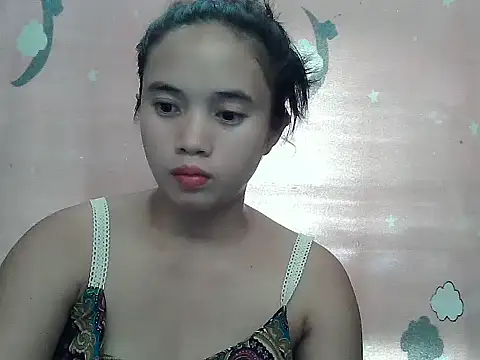 Snapshot of sophie_193 chatting on July 16, 3:12 am sophie 193 online show from July 16, 3:12 am