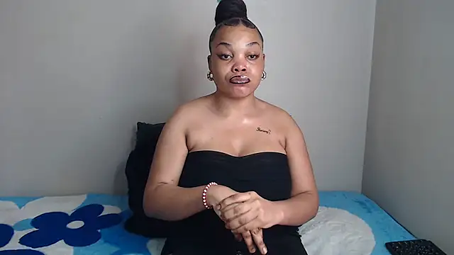 SexyMoe04 online show from July 25, 1:41 pm