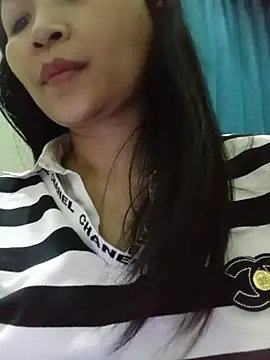 Snapshot of -milk-milk chatting on July 2, 12:55 pm -milk-milk online show from July 2, 12:55 pm
