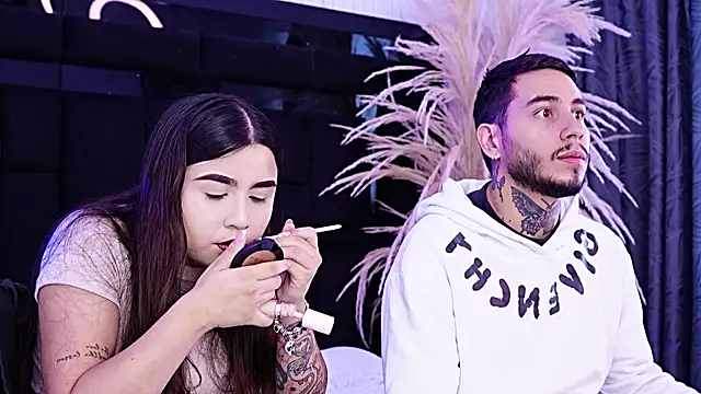 GabbyAndDominic online show from July 27, 1:18 pm
