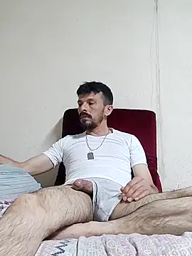 Snapshot of onlinehard31xx chatting on June 19, 11:30 pm onlinehard31xx online show from June 19, 11:30 pm