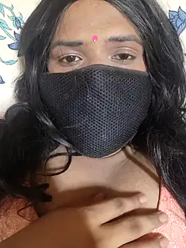 Snapshot of Anusha_k_e chatting on June 19, 2:54 pm Anusha k e online show from June 19, 2:54 pm