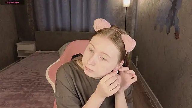 LiliTiny online show from July 4, 1:01 am