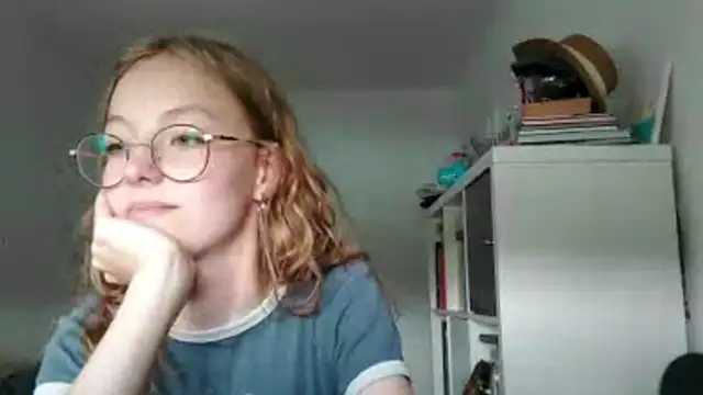 Snapshot of ShondaPaules chatting on June 22, 8:55 am ShondaPaules online show from June 22, 8:55 am