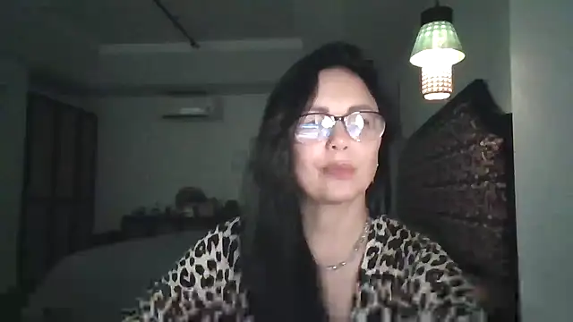Snapshot of Velymina chatting on July 7, 1:37 pm Velymina online show from July 7, 1:37 pm